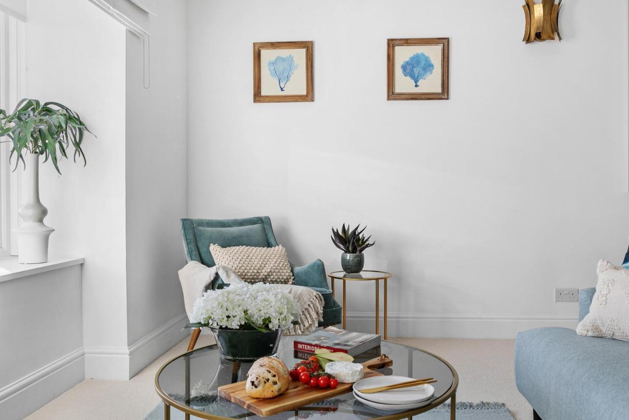 The Seaview Suites At The Corbyn Apartments トーキー エクステリア 写真