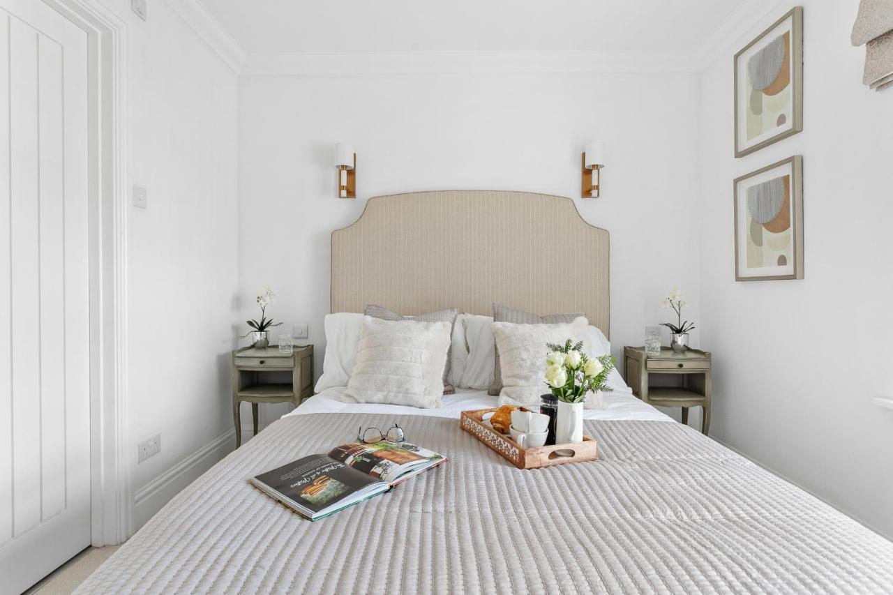 The Seaview Suites At The Corbyn Apartments トーキー エクステリア 写真
