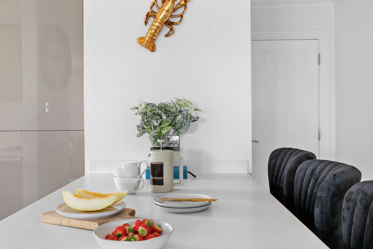 The Seaview Suites At The Corbyn Apartments トーキー エクステリア 写真