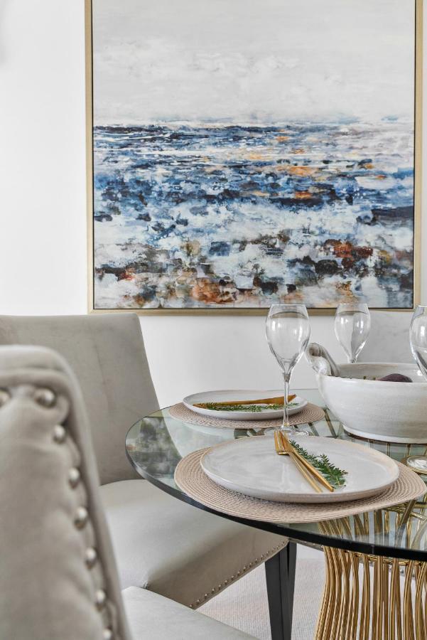 The Seaview Suites At The Corbyn Apartments トーキー エクステリア 写真