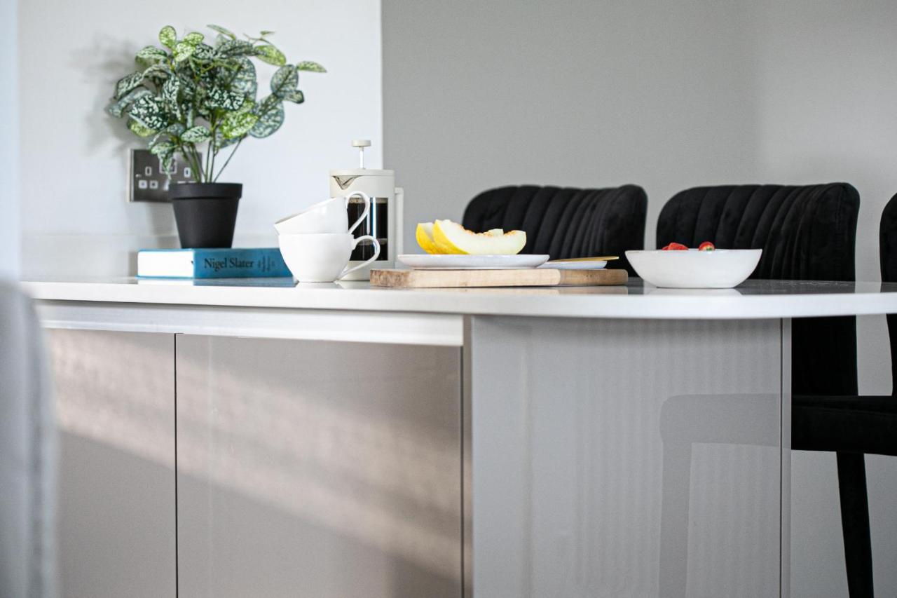 The Seaview Suites At The Corbyn Apartments トーキー エクステリア 写真