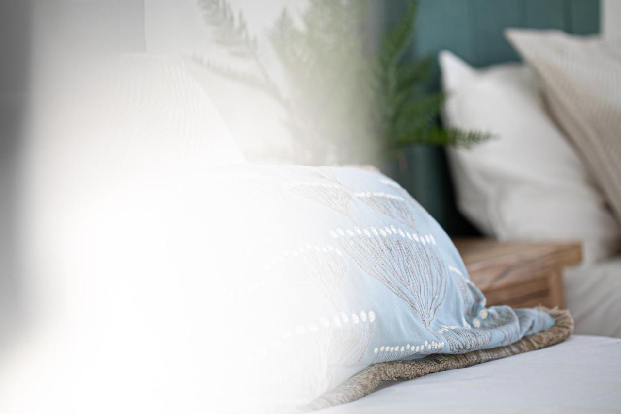 The Seaview Suites At The Corbyn Apartments トーキー エクステリア 写真