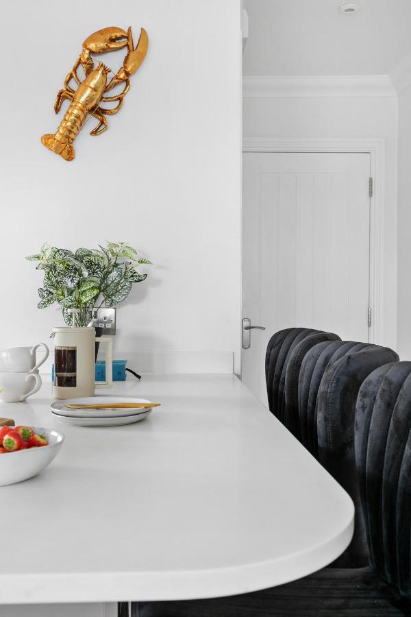 The Seaview Suites At The Corbyn Apartments トーキー エクステリア 写真