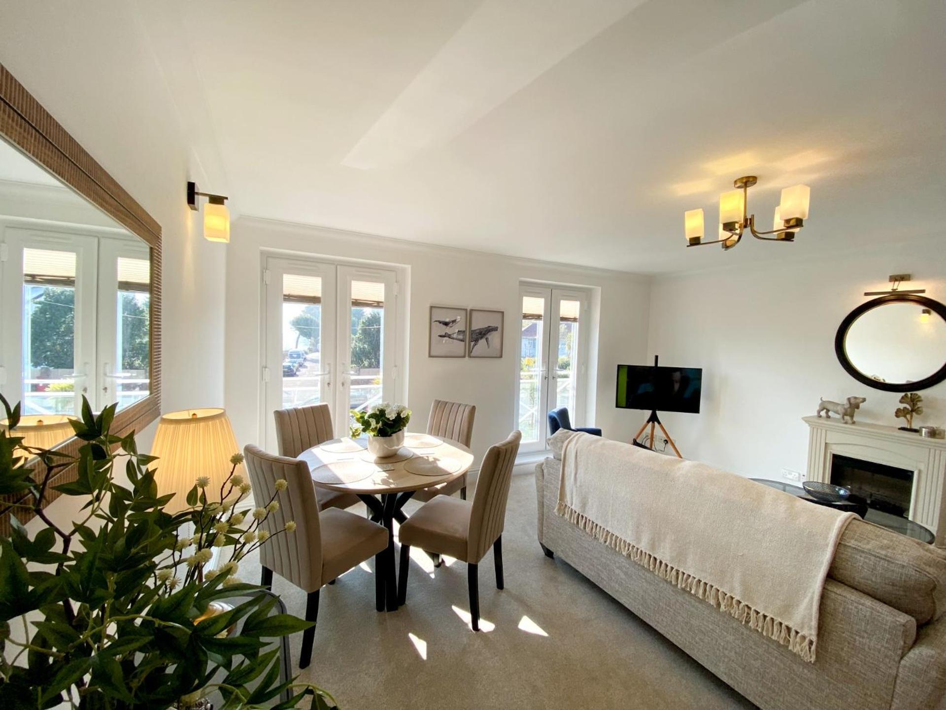 The Seaview Suites At The Corbyn Apartments トーキー エクステリア 写真